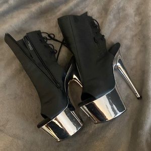 PLEASER HEELS, Size 8, Mirror Finish